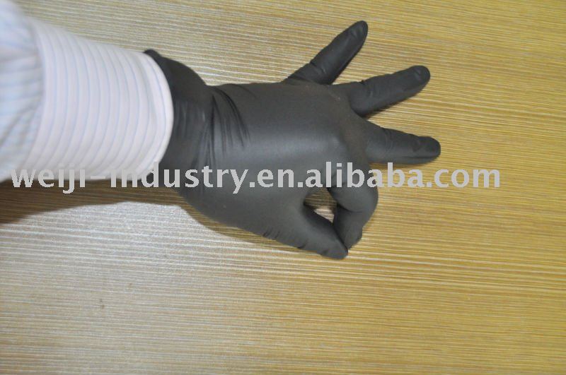 black nitrile exam gloves