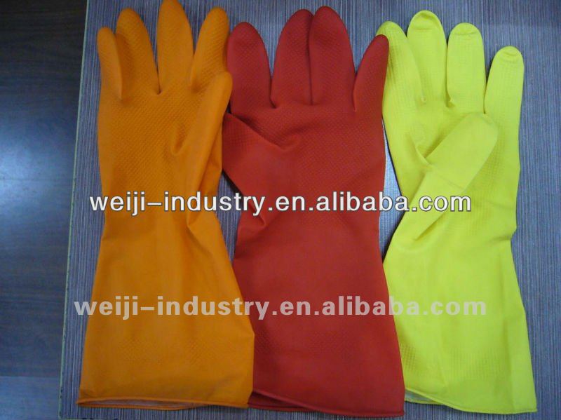 Long rubber latex household gloves in natural rubber for cleaning and kitchen