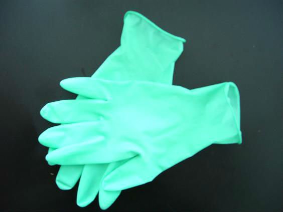 AQL 1.5 Clear Nitrile Safety Powder-free Medical Glove